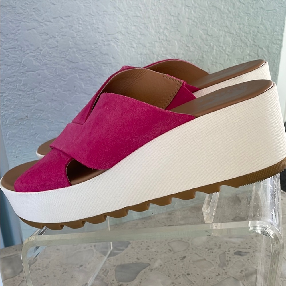 SOREL Pink Suede Platform Sandals 10 - Picture 7 of 10